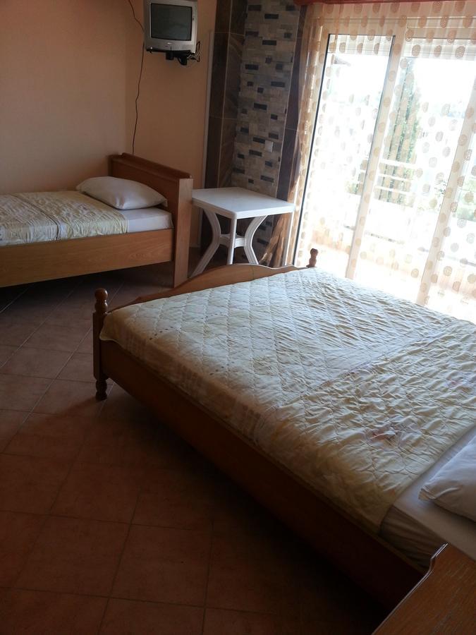 Apartments In Amor Улцинь Экстерьер фото