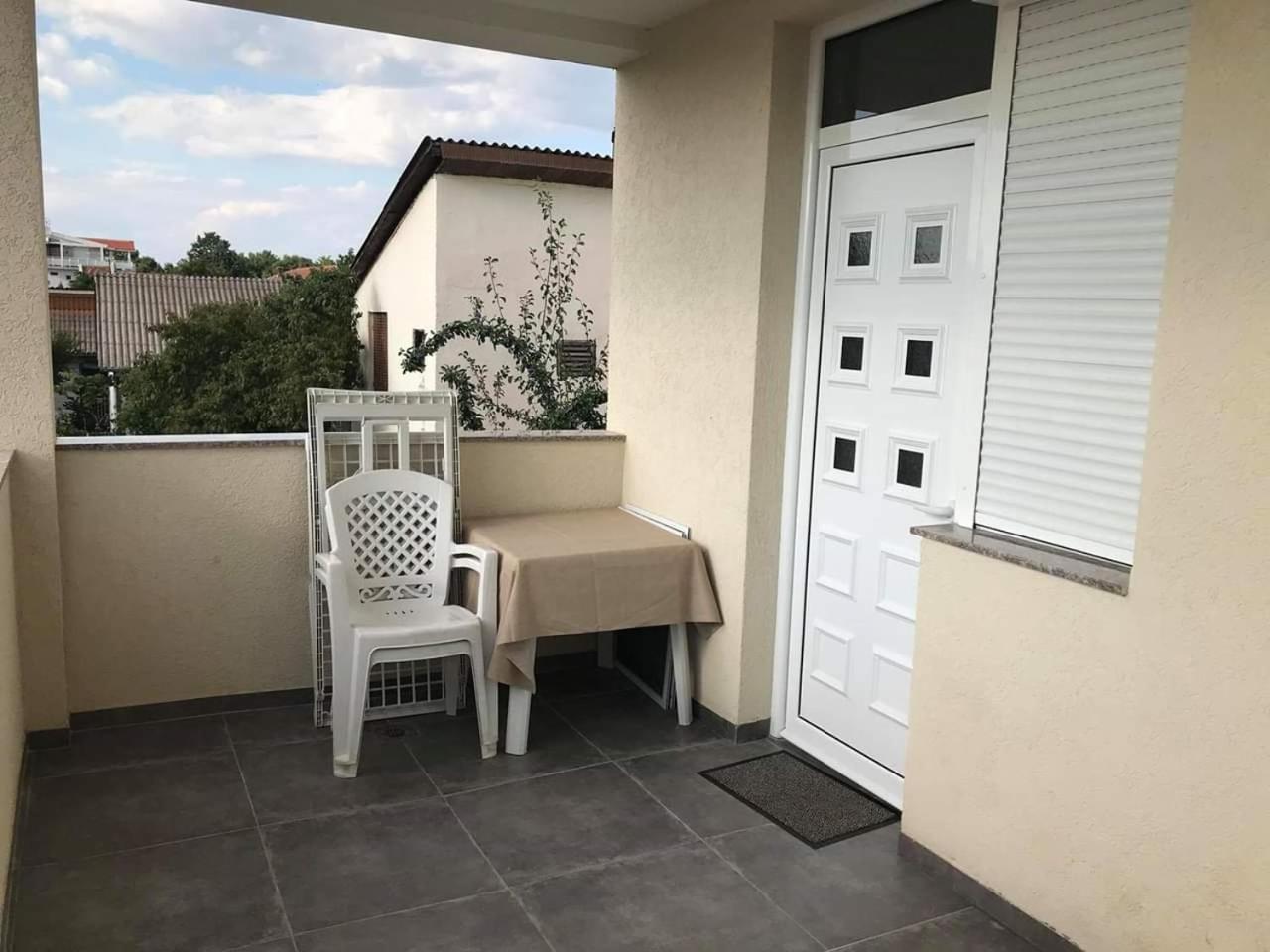 Apartments In Amor Улцинь Экстерьер фото